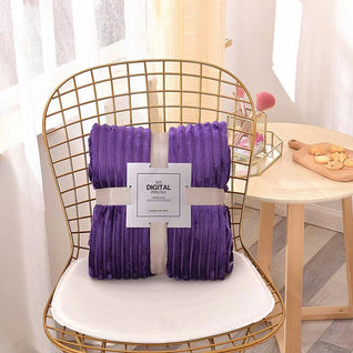 Dovira - weiche Fleece Kuscheldecke