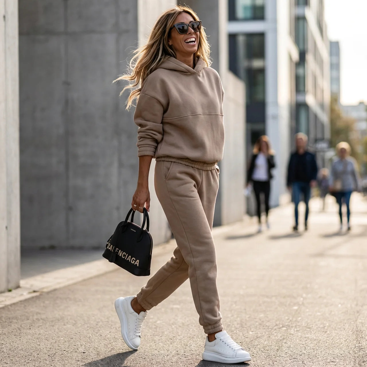 Premium Jogginganzug mit Kapuze