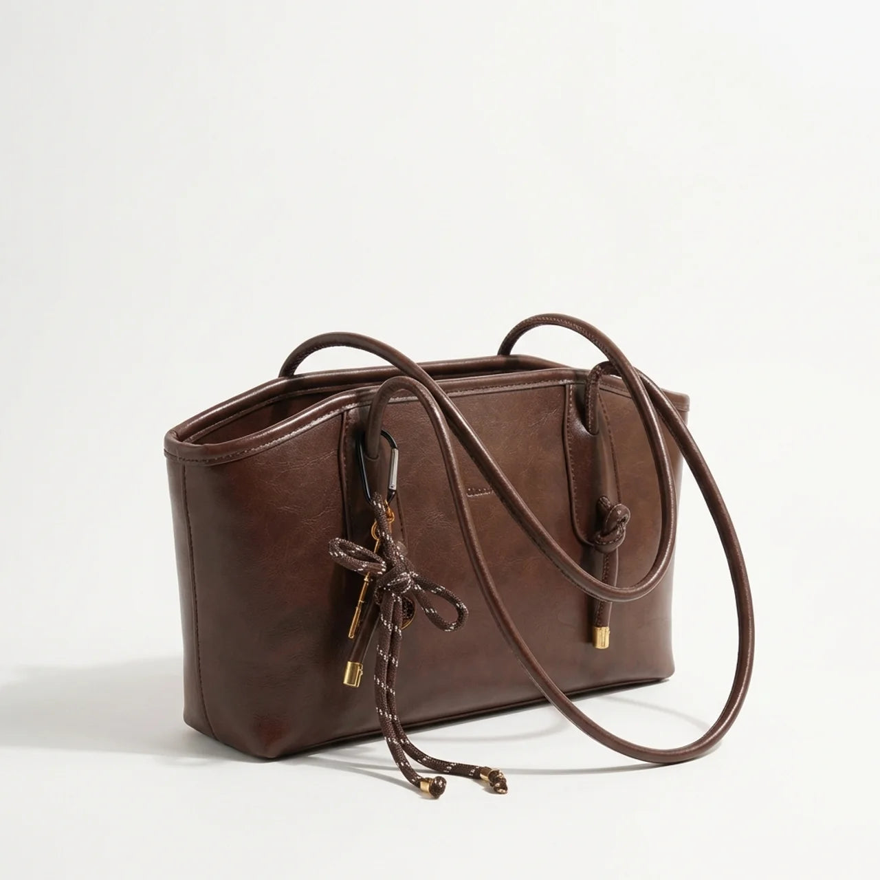 Schultertasche mit Knotendetail